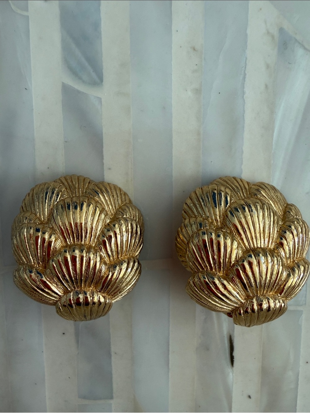 Christian Dior 1970’s to 1980’s shell shaped clip gold plated earrings. Signed.